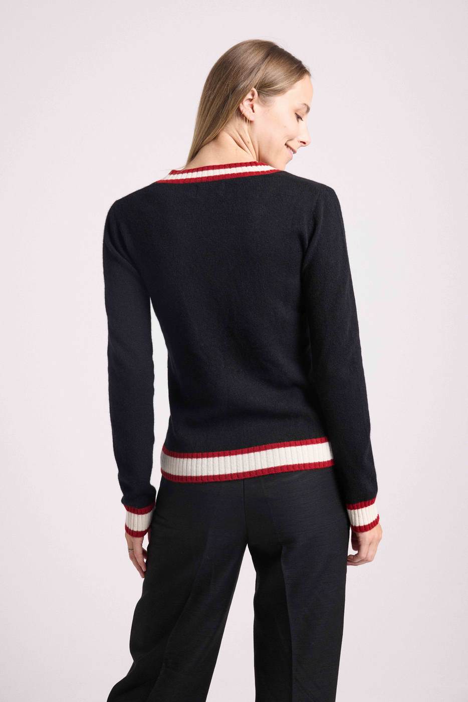 Jersey de cuello en V Cricket College Leonie - Negro Rojo Blanco