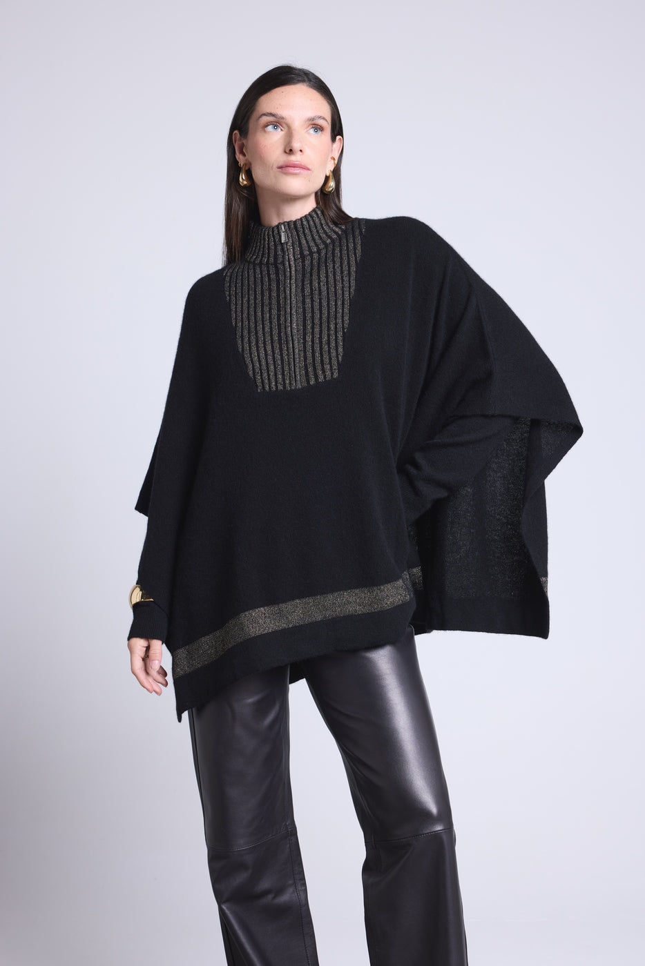 Poncho A Col Montant Zipe Leonor - Noir Et Dore - Femme