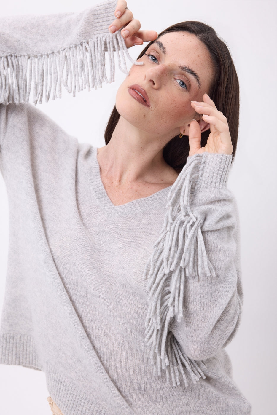 Jersey de cuello en V con flecos Lina - Gris claro - Mujer
