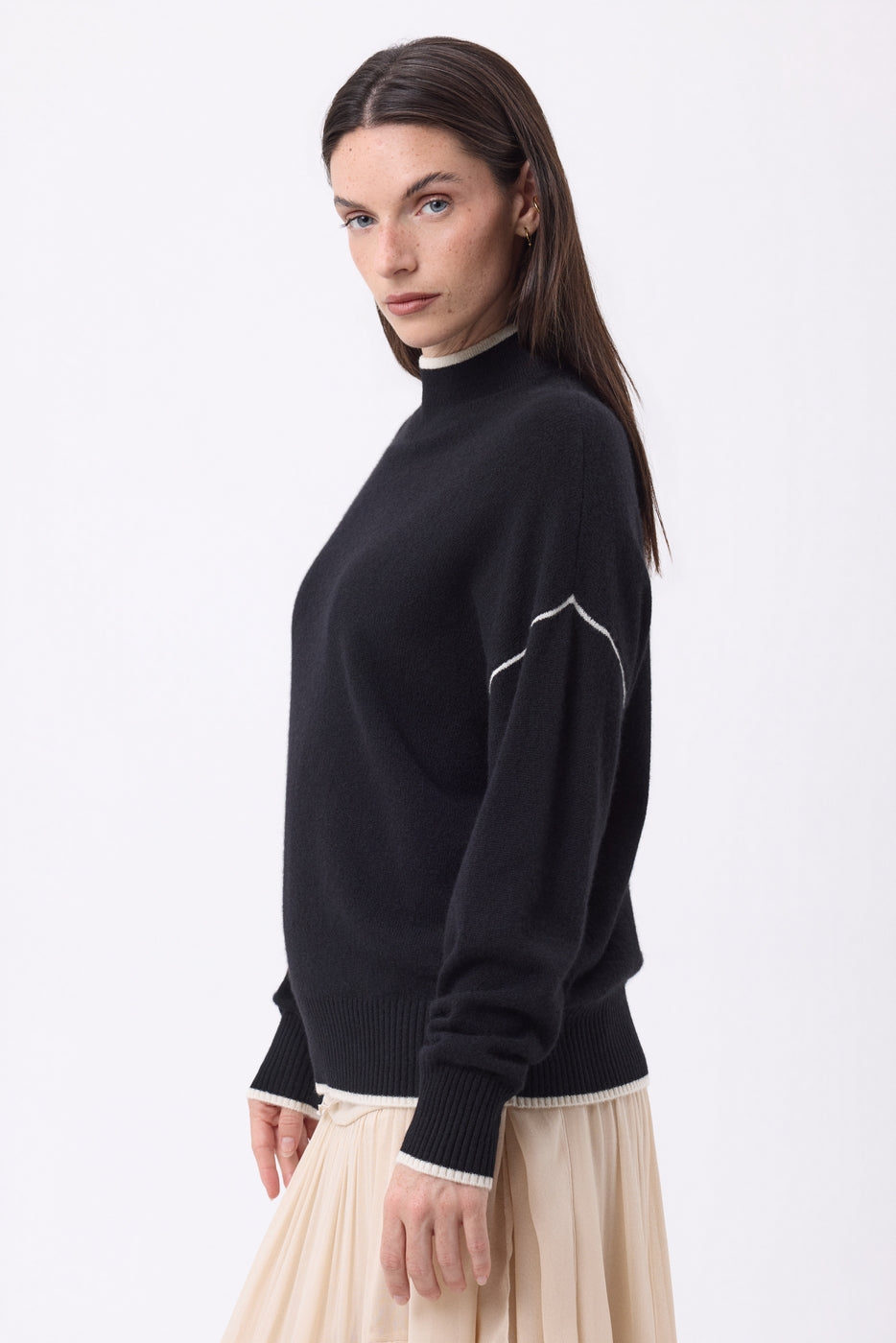 Pull Col Montant Liseret Line - Noir-Blanc - Femme