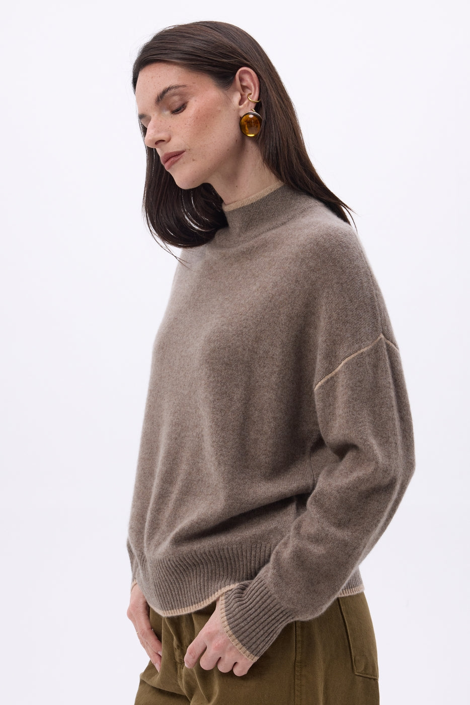 Jersey de cuello alto con ribete Line - Avellana - Beige crema - Mujer