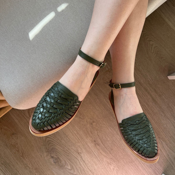 Loma Sandals - Olive
