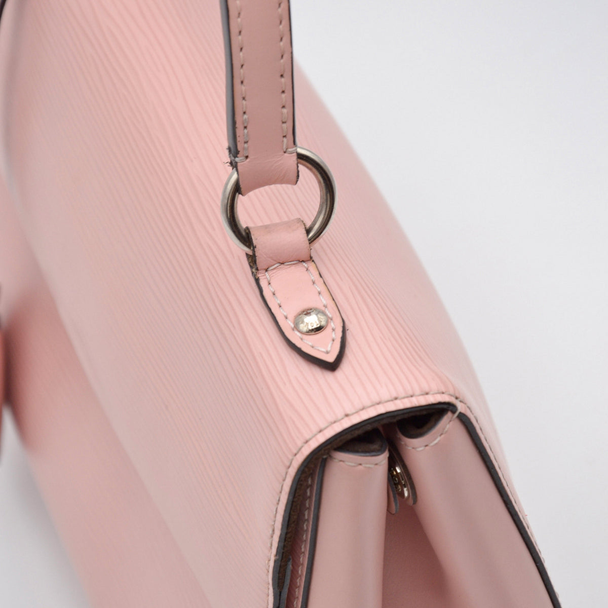 Bolso Louis Vuitton Cluny BB de Cuero Épi