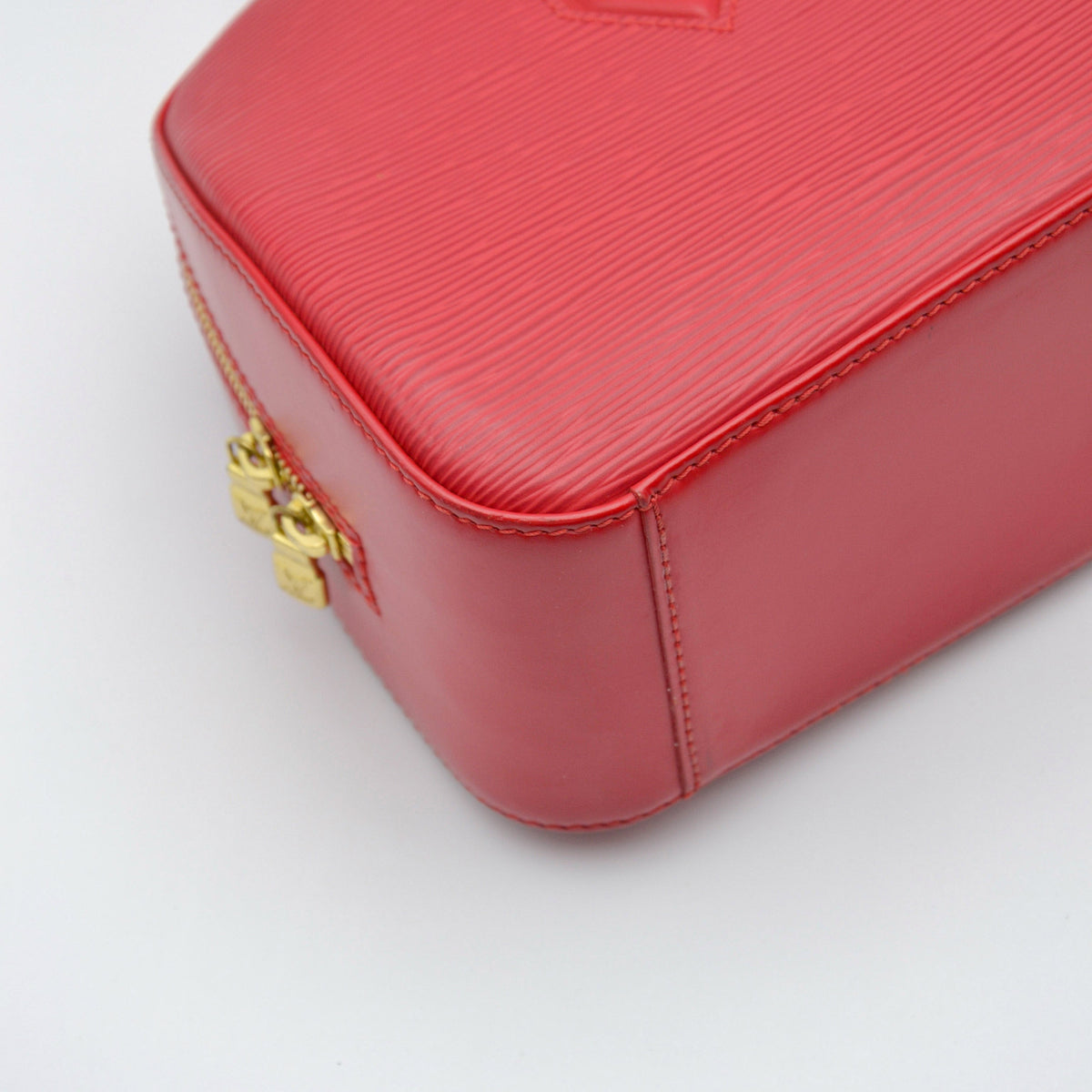 Louis Vuitton Jasmin Bag in Red Epi Leather