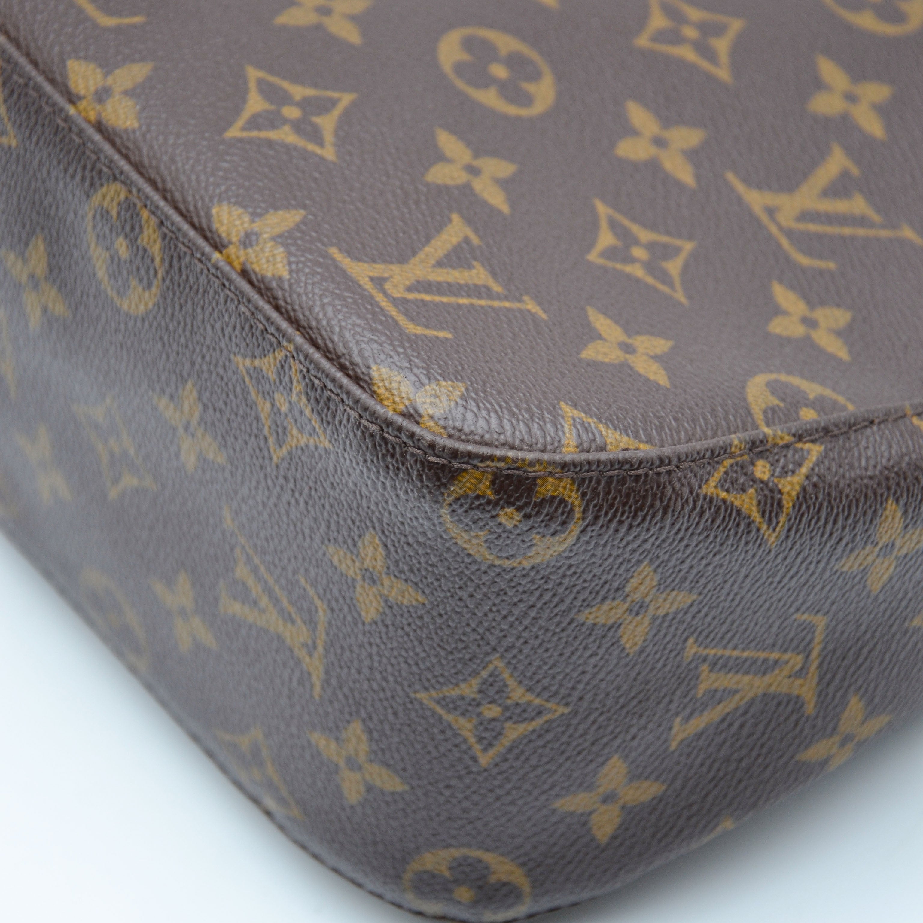 Louis Vuitton Looping Mm Monogramme