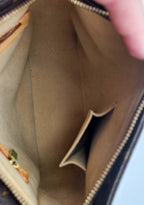 Louis Vuitton Looping Mm Monogramme