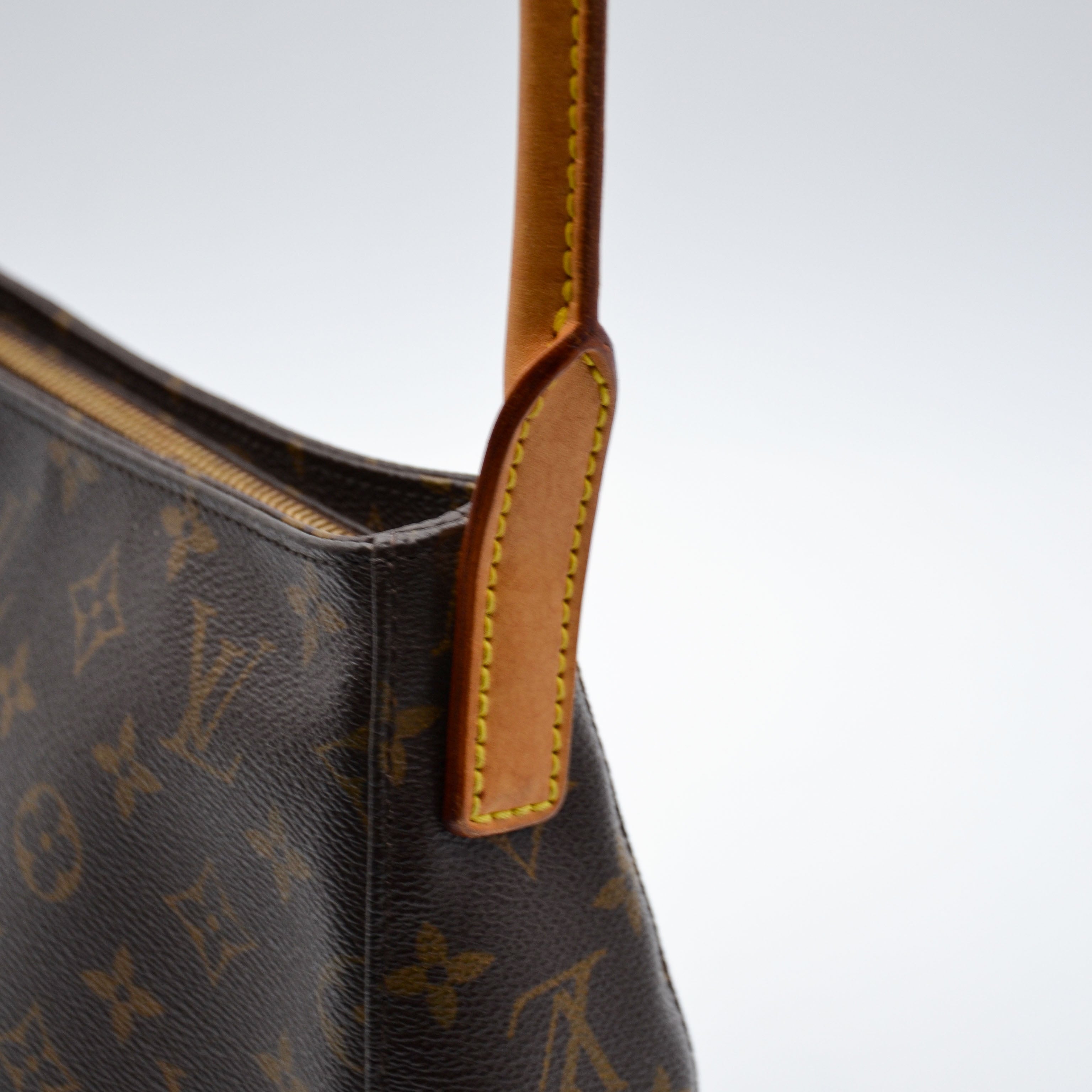 Louis Vuitton Looping Mm Monogramme