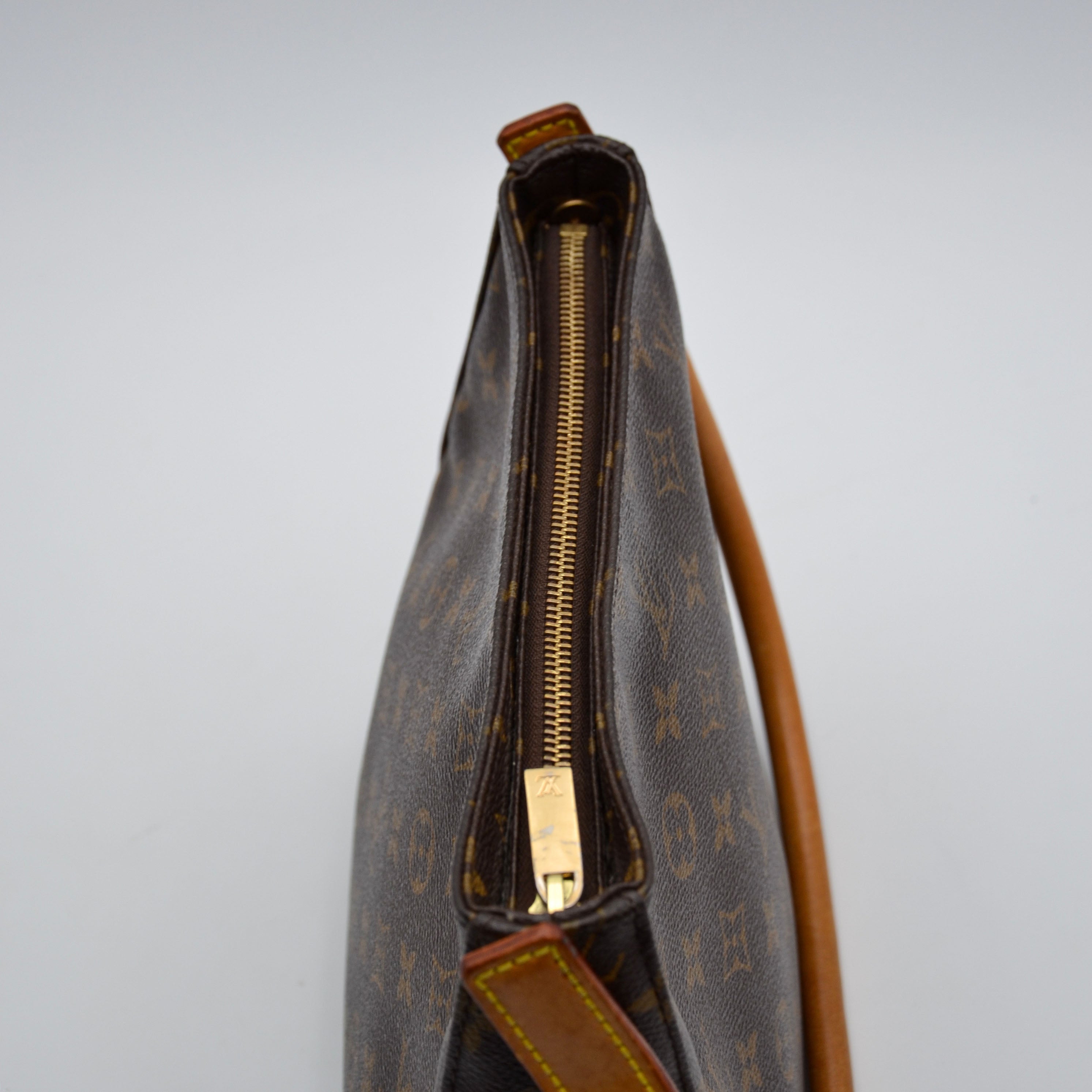 Louis Vuitton Looping Mm Monogramme
