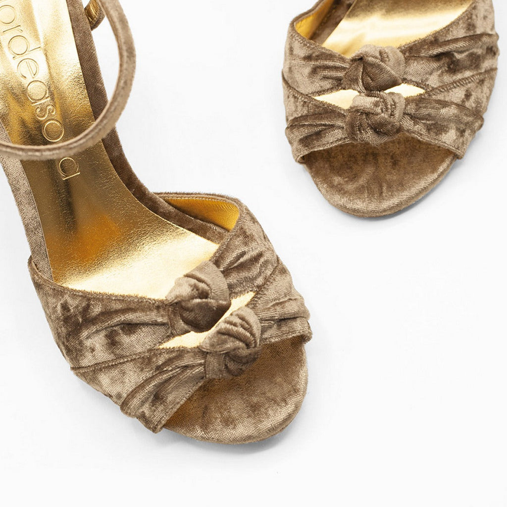 Flordeasoka - Zapatos de Tacón Lucca 9 Nugat - Beige Oscuro