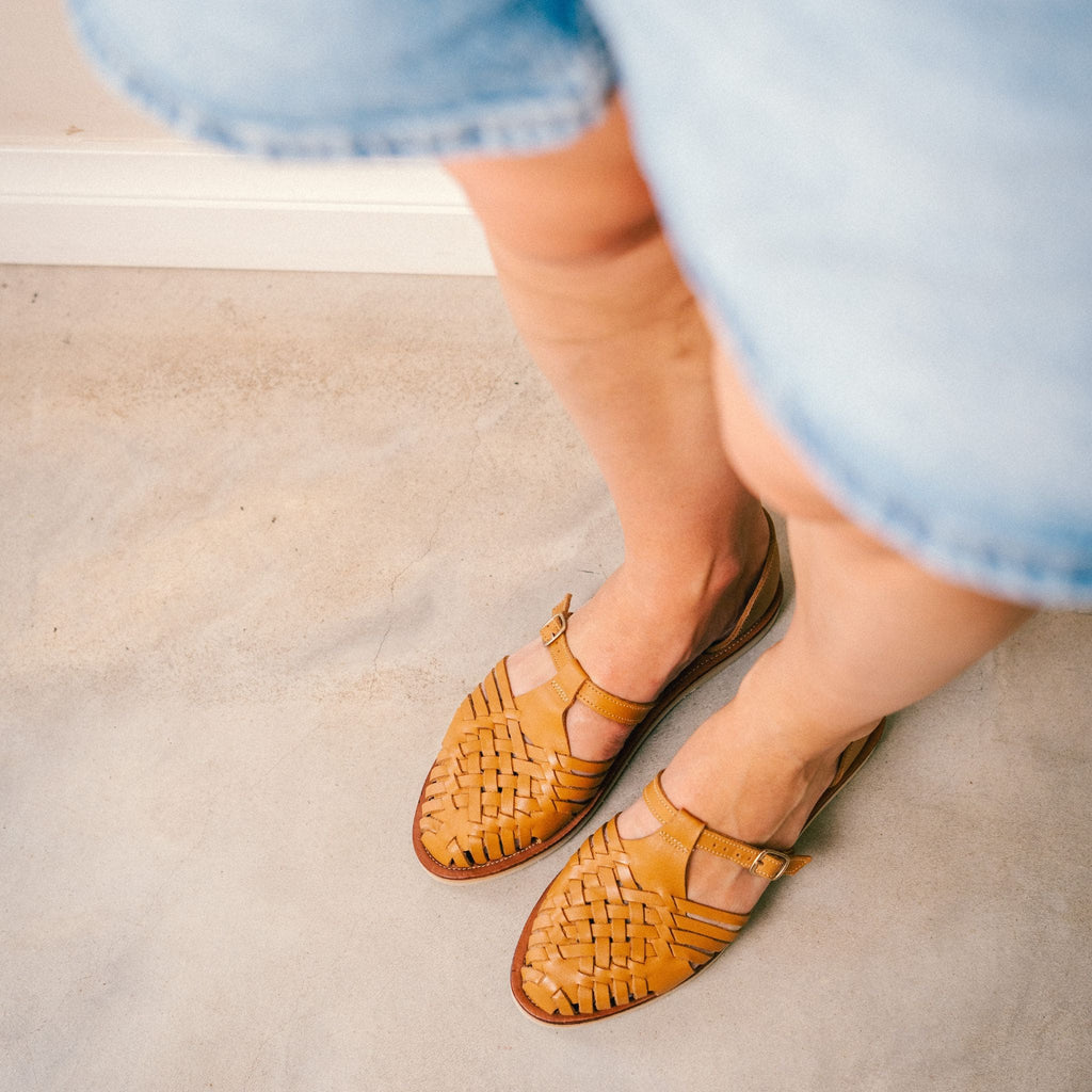Linda Huaraches - Camello