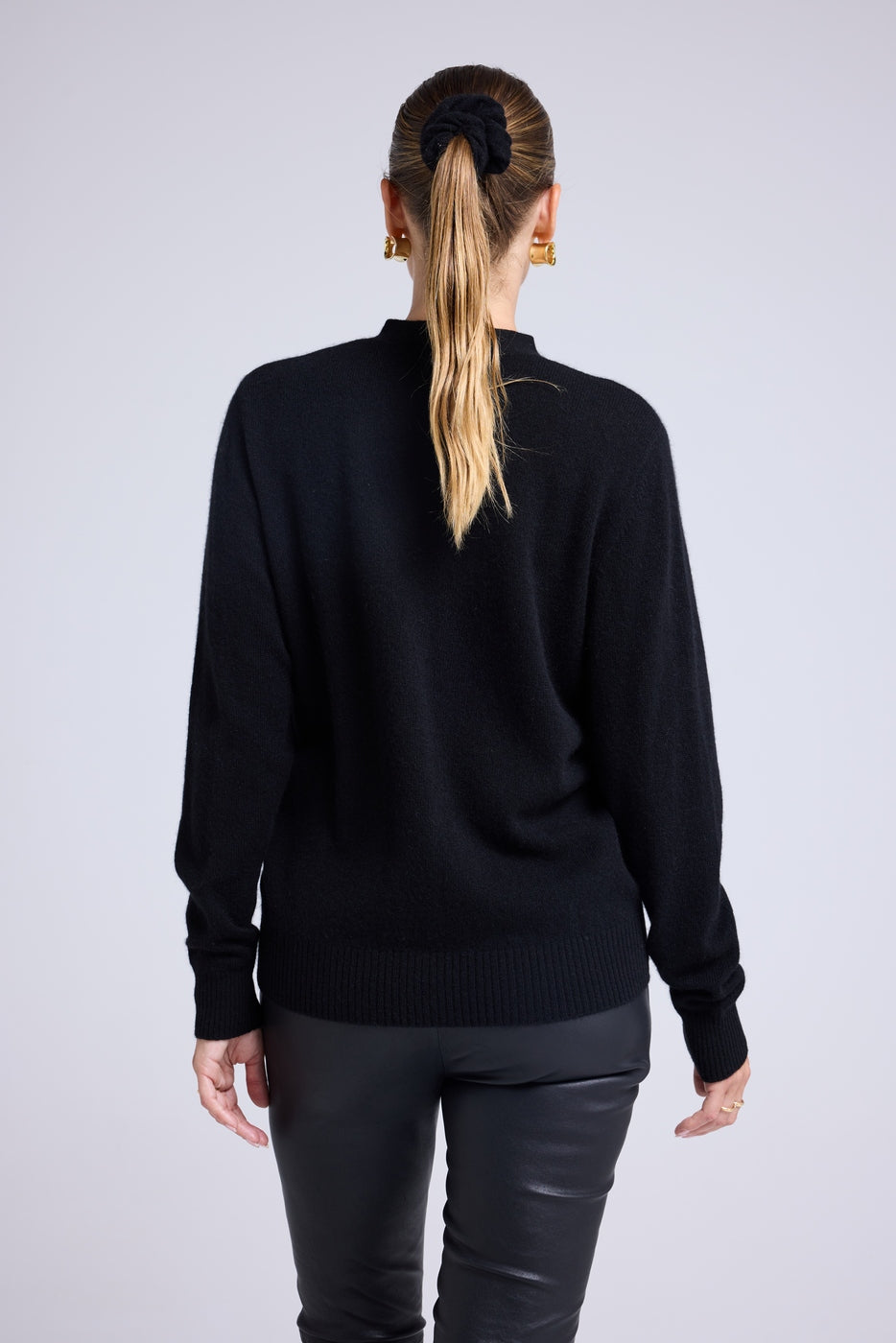 Madrilena Heart Cardigan - Black Red