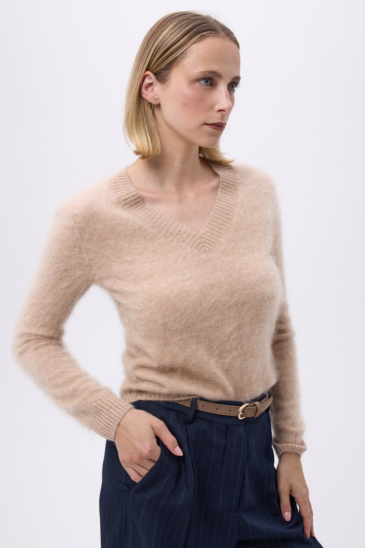 V-Neck – Brushed Cashmere Mael – Beige Crème – Dam
