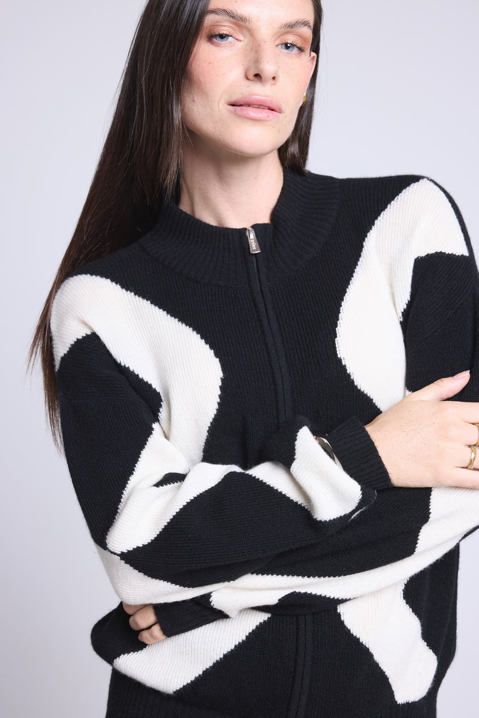 Chaqueta con Cremallera Gráfica Magali - Negro y Blanco - Mujer
