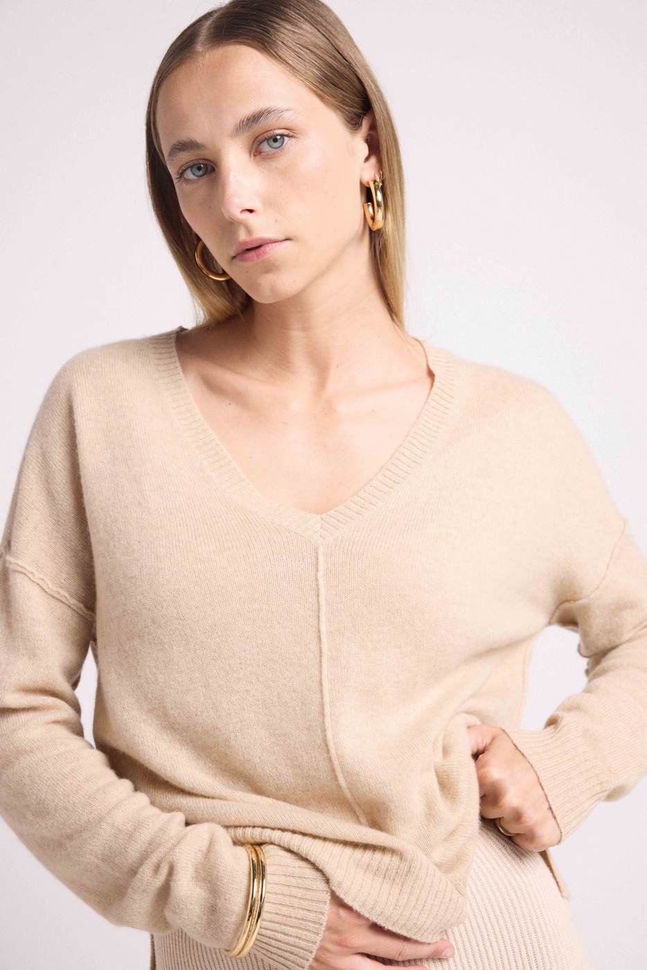 Maglione Scollo a V Oversize Cuciture Manon - Beige Crema