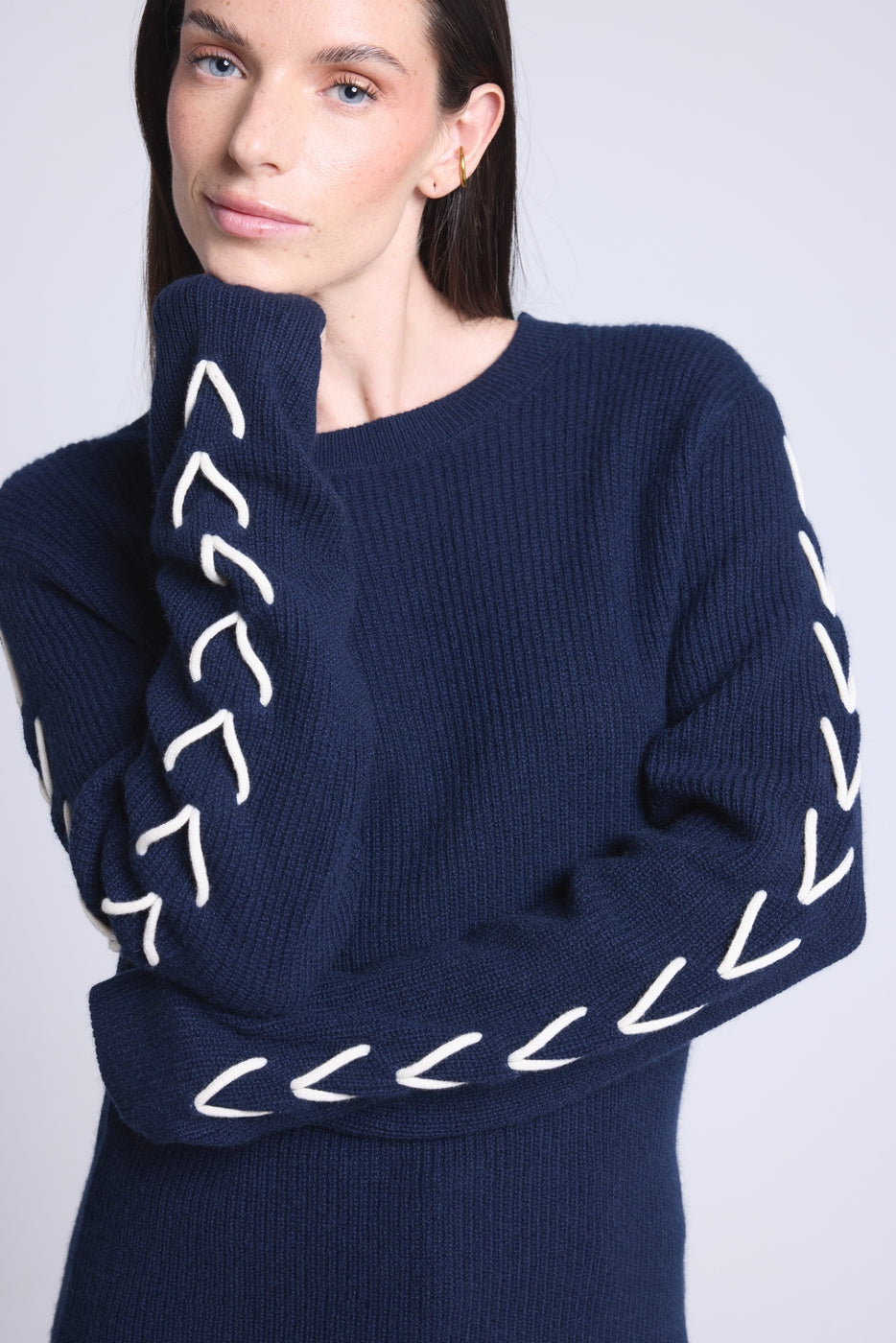Pull Col Rond Lacets Manches Marta - Bleu Marine Et Blanc - Femme