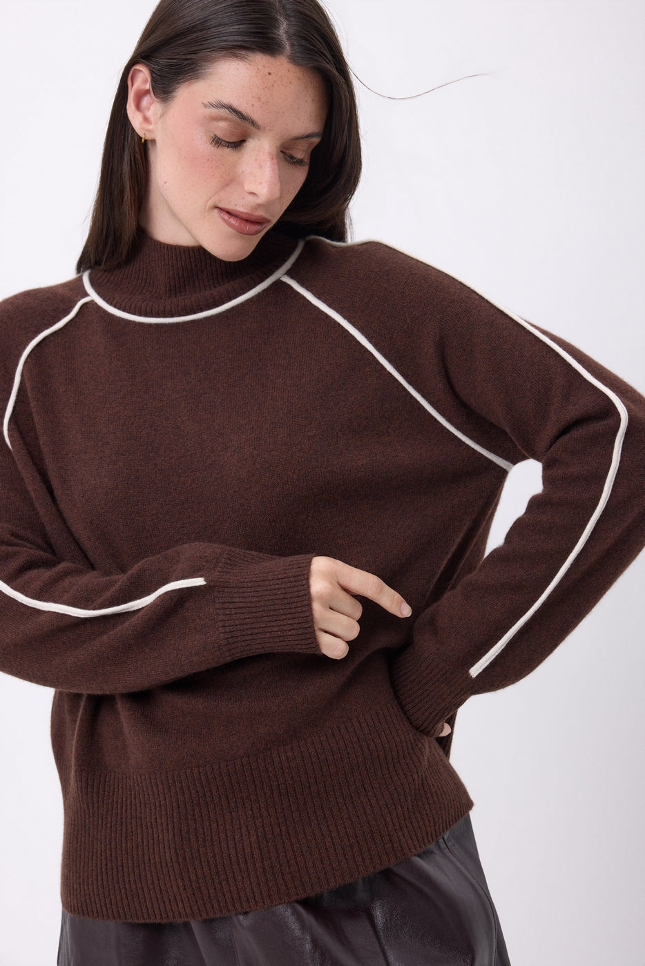 Pull Col Montant Contraste Megan - Marron Chocolat Blanc - Femme