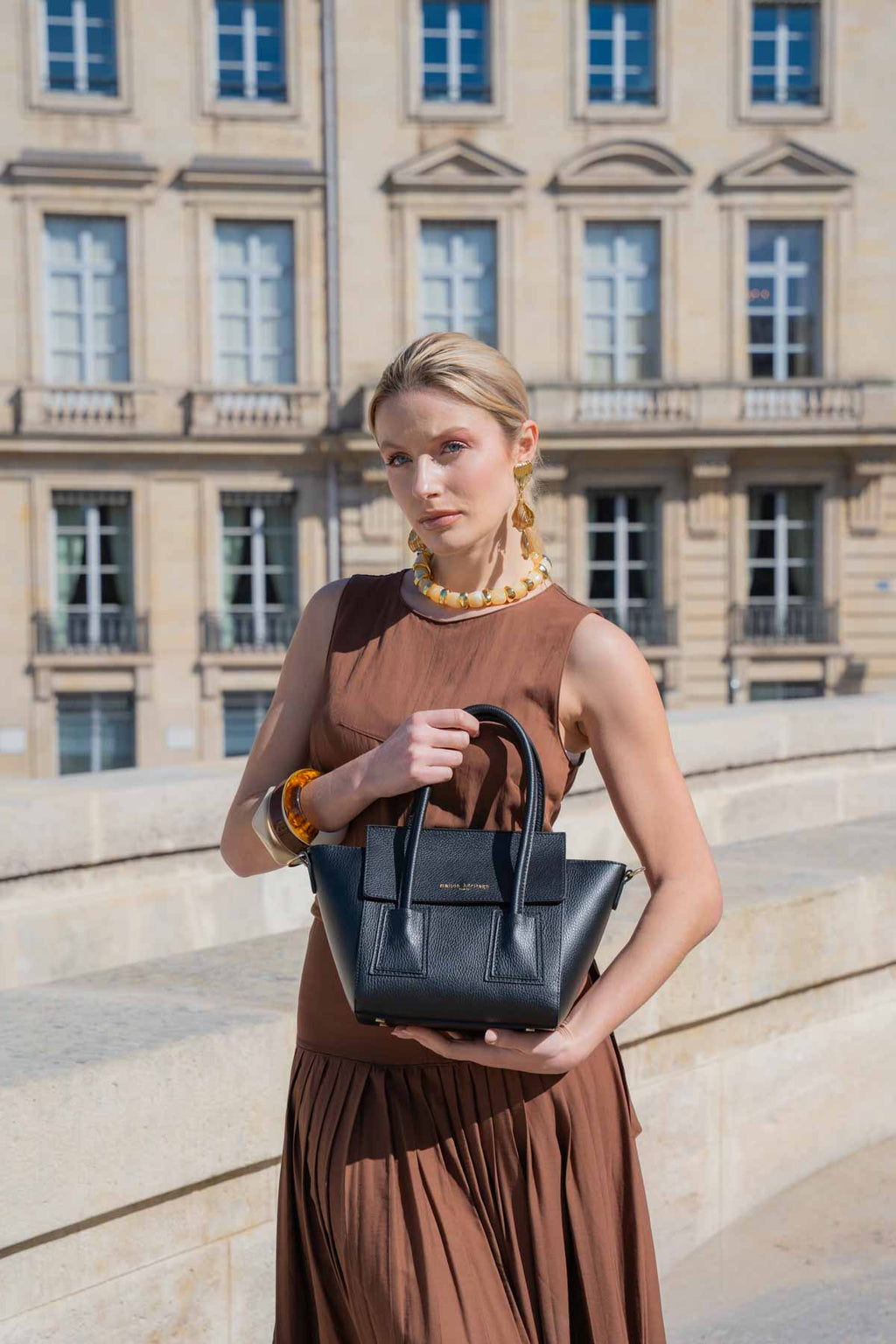 Lazzo Handbag - Black