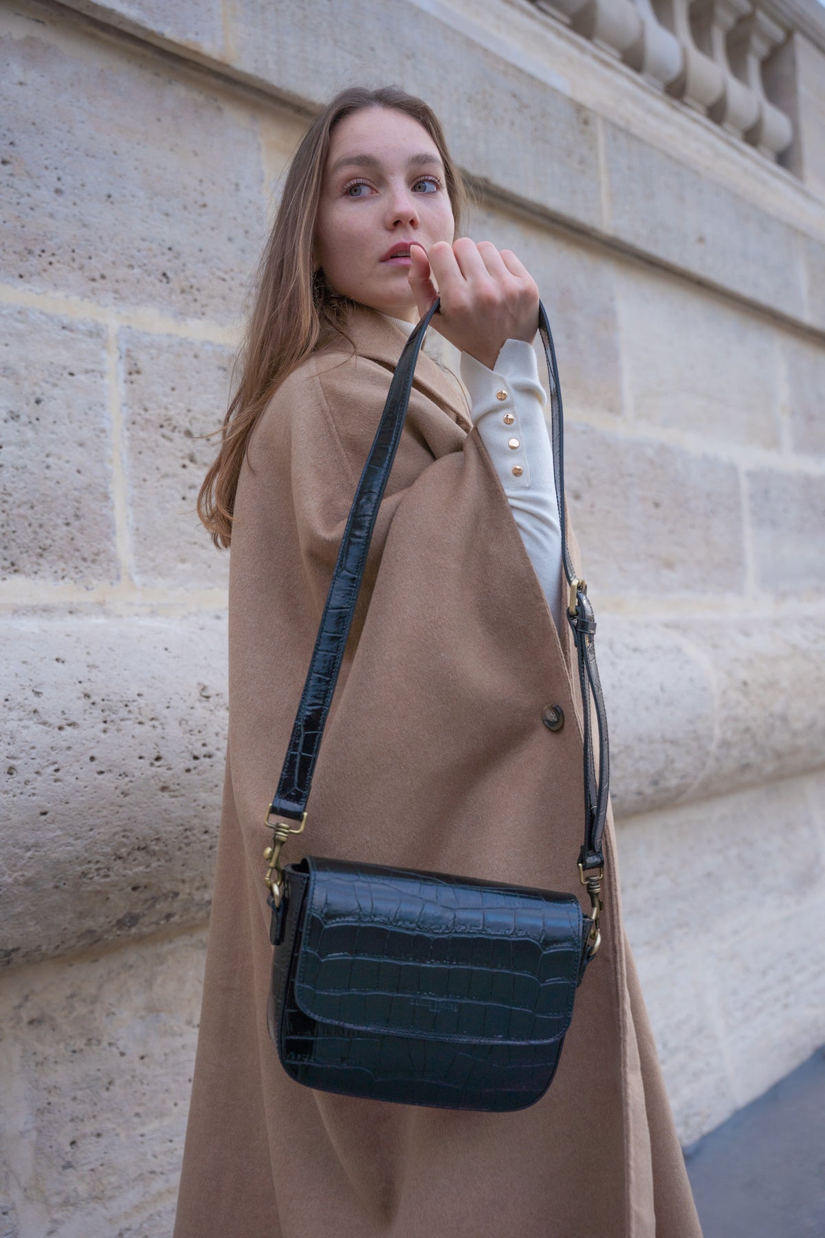 Alva Shoulder Bag - Black