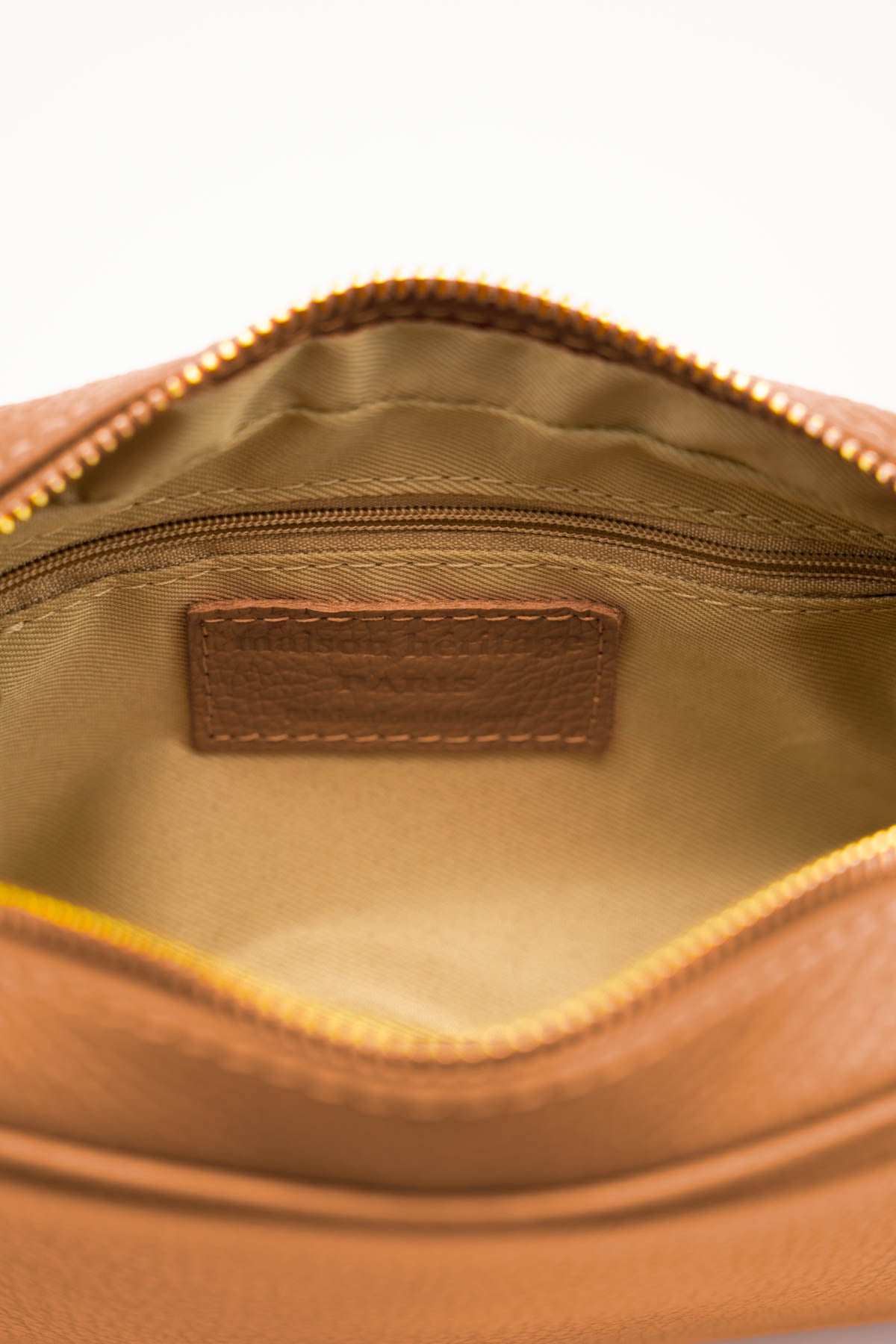 Bio Crossbody Bag - Camel