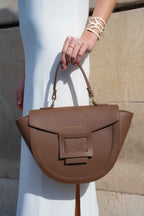 Grained Votti Crossbody Bag - Camel