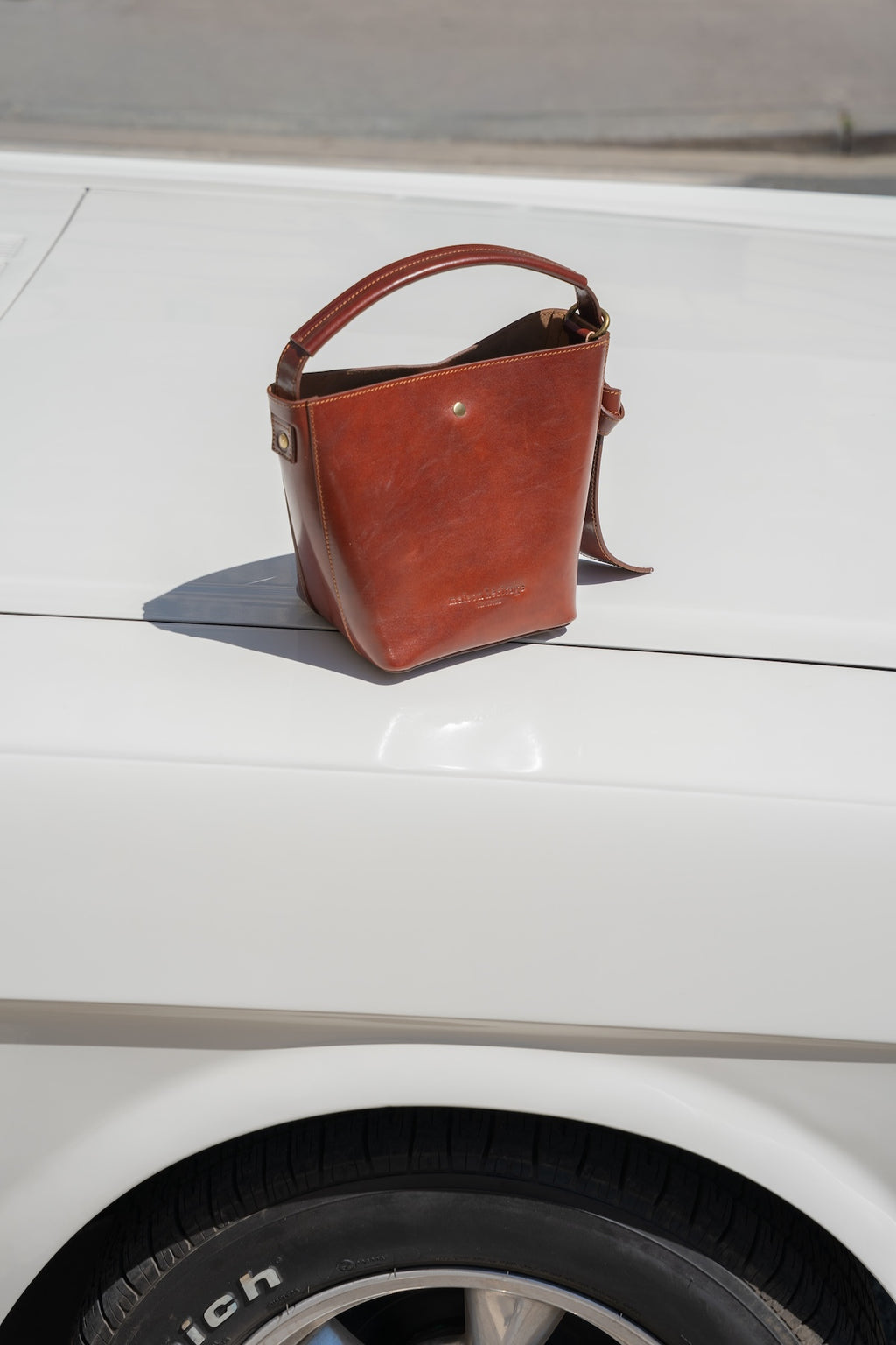 Solene Vintage Crossbody Bag - Brown