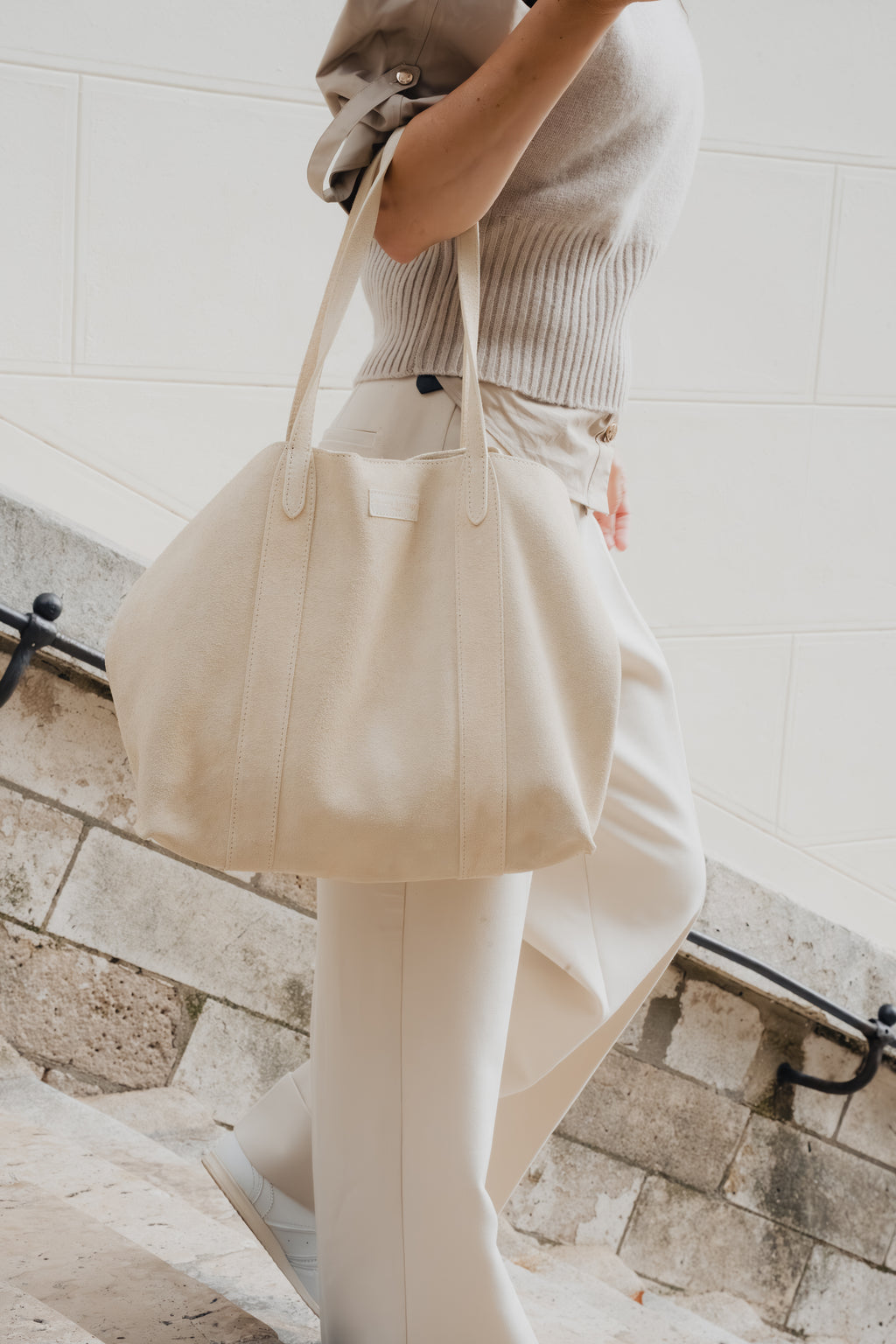 Naya Suede Tote Bag - Ivory