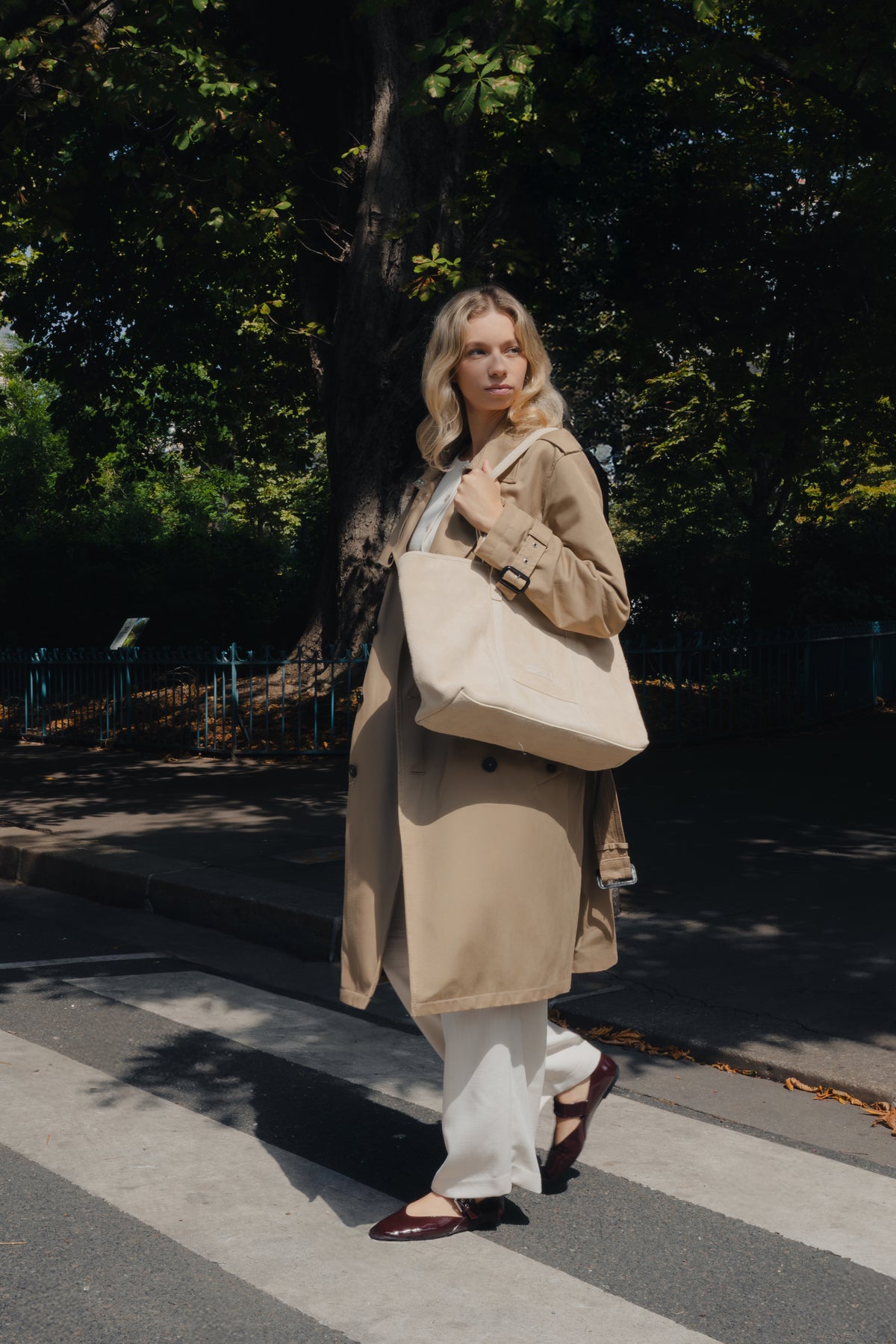 Rise Suede Tote Bag - Ivory
