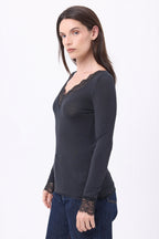 T-Shirt Col V Dentelle Milo - Noir - Femme
