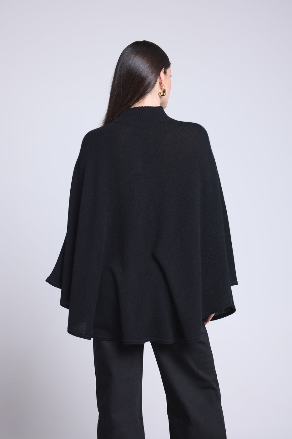 Poncho con botones dorados Miranda - Negro - Mujer
