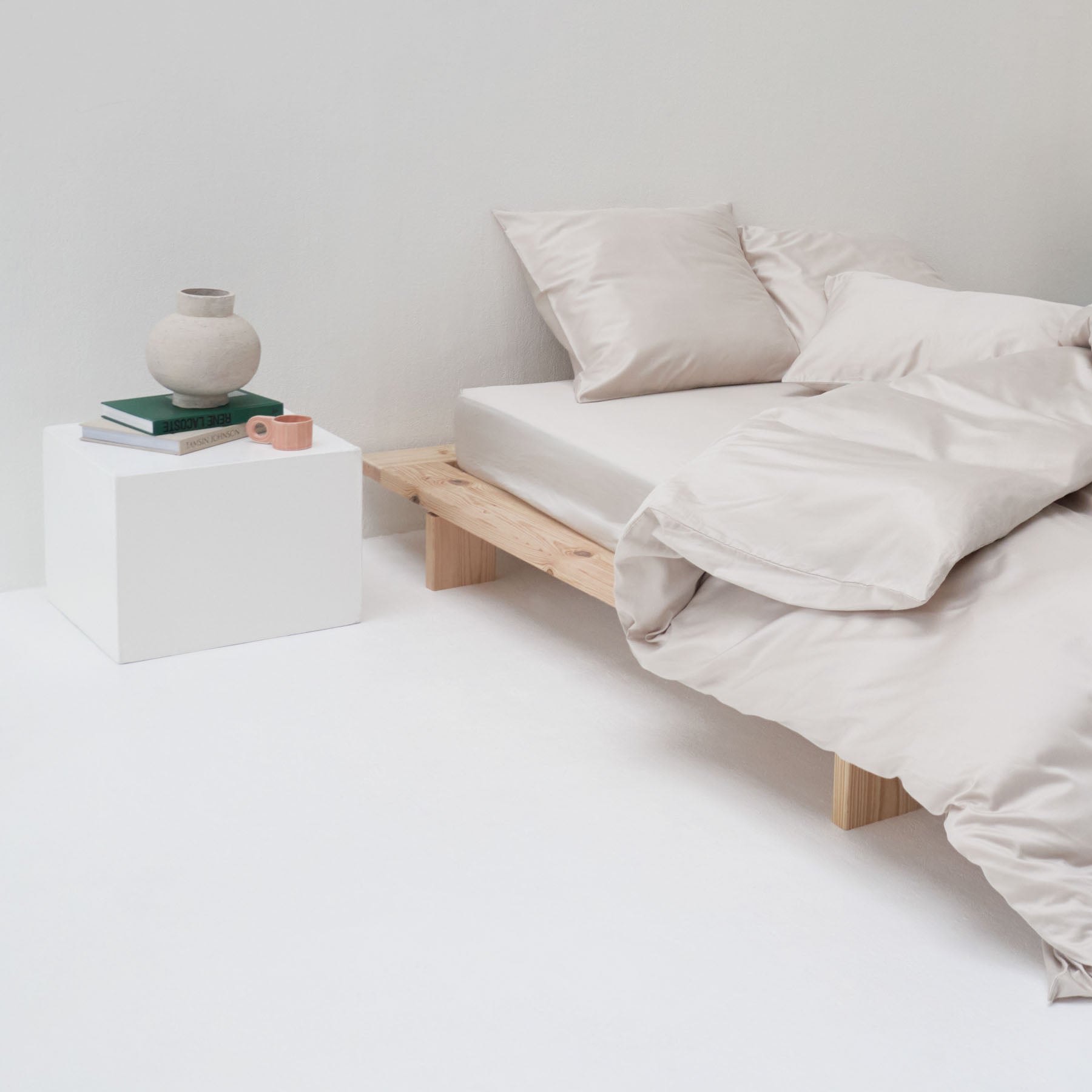 Fitted Sheet - 300 Thread Count Egyptian Cotton Sateen - Sand Beige