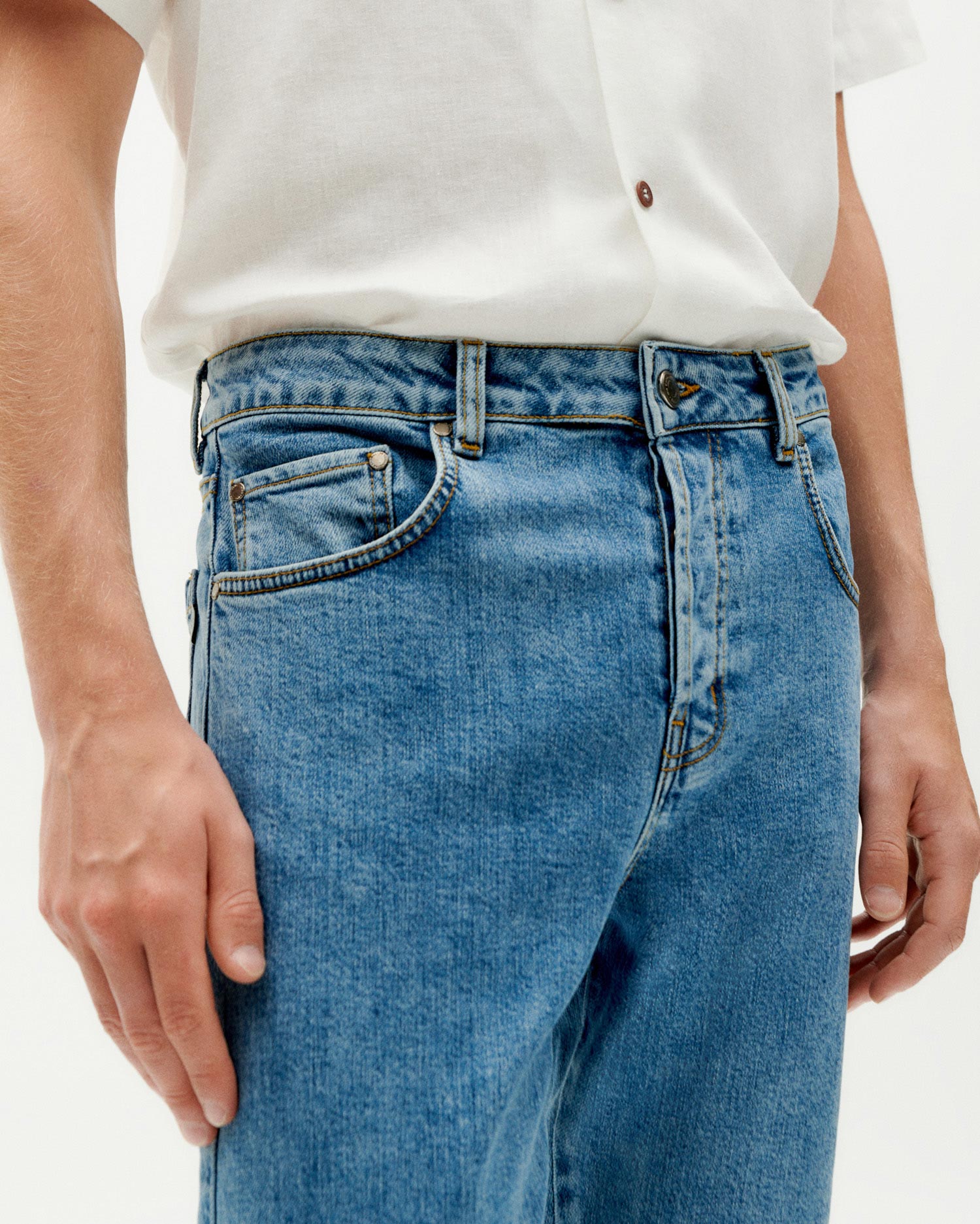 Jean Slim Bleu Clair À 5 Poches