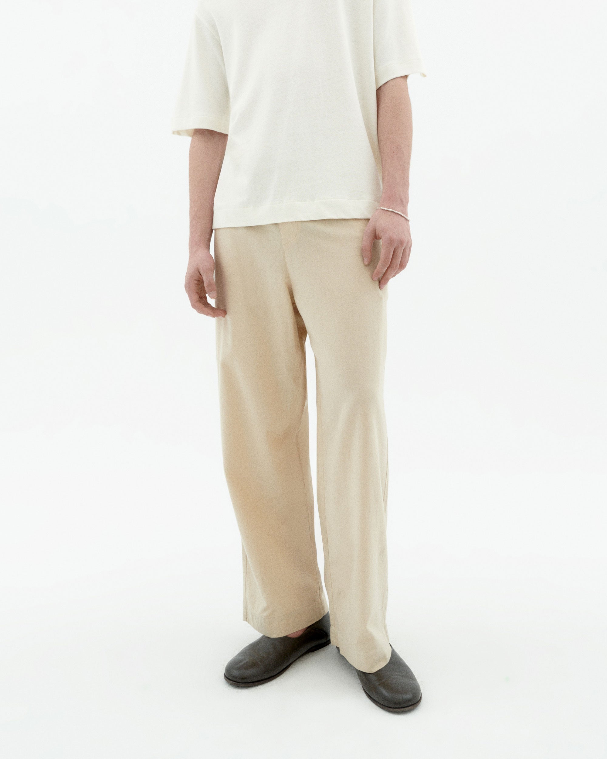 Trousers crudo marygold Marcelo sostenible-1