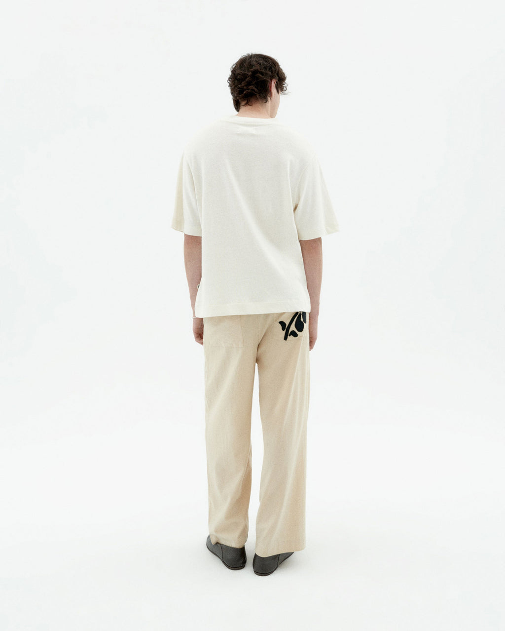 Trousers crudo marygold Marcelo sostenible-4