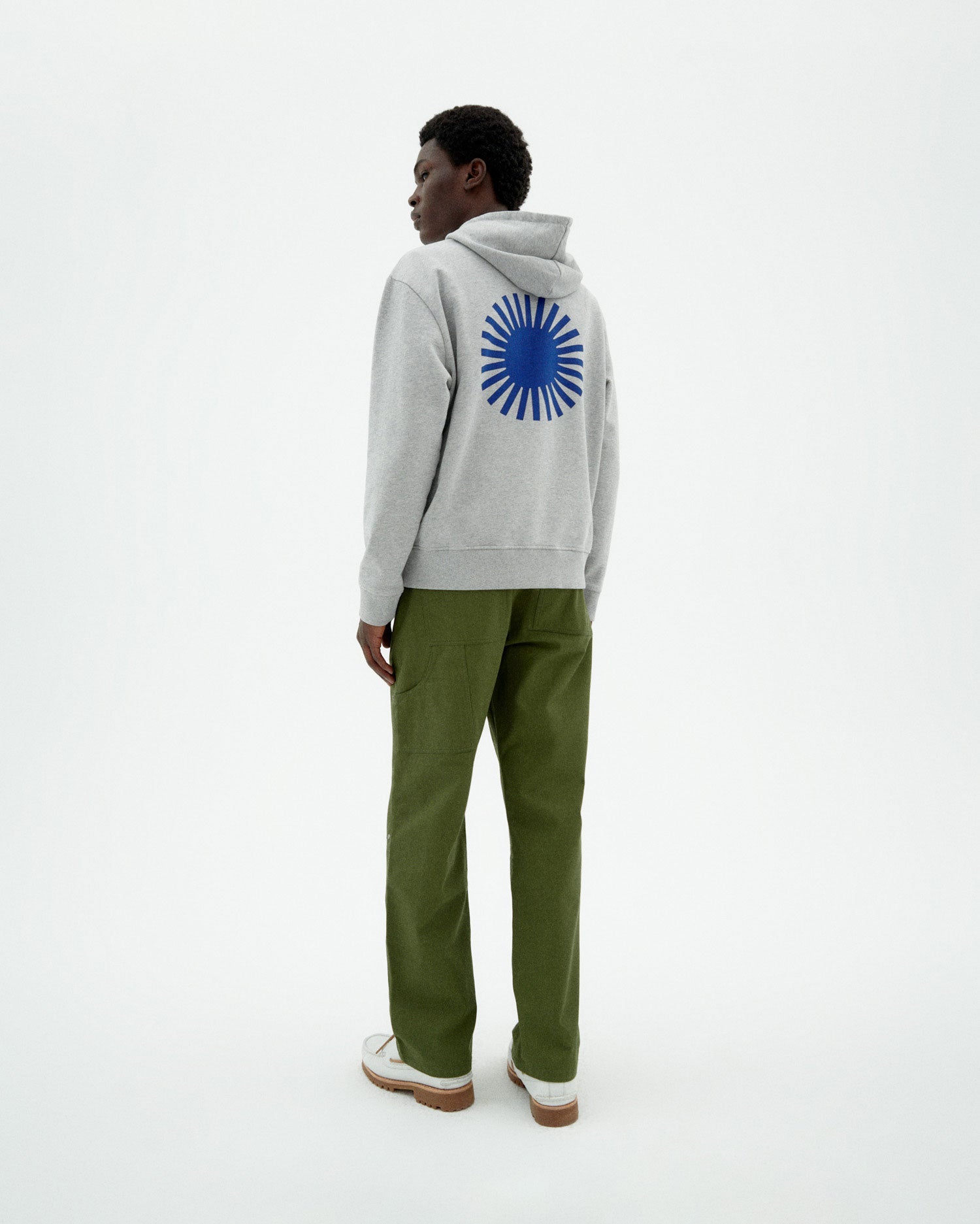 Sustainable green Owen trousers-4