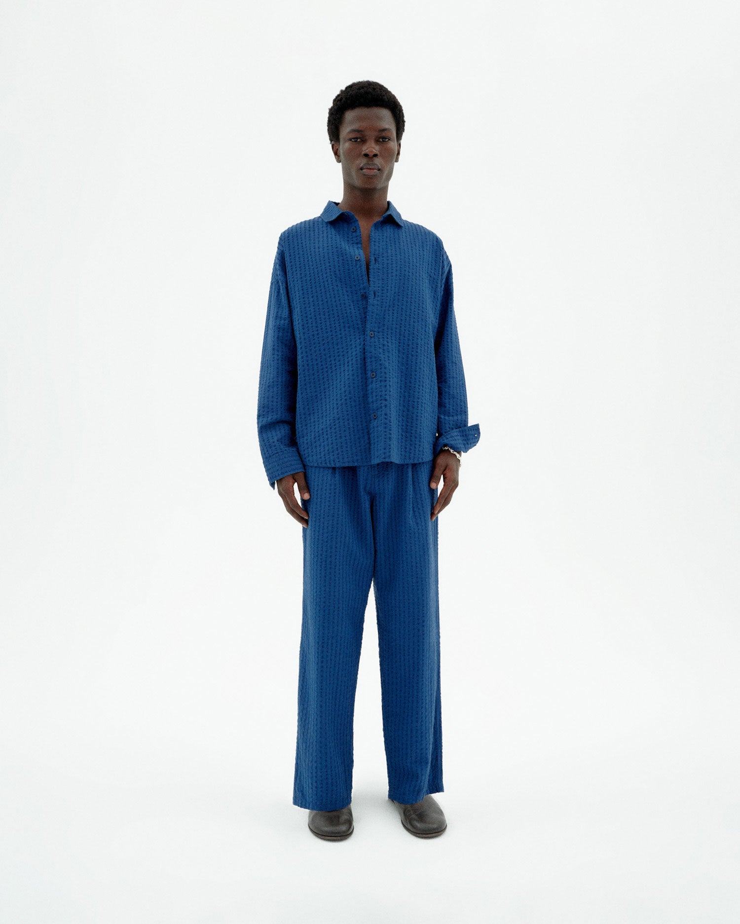 Blue seersucker Luc sustainable trousers-2