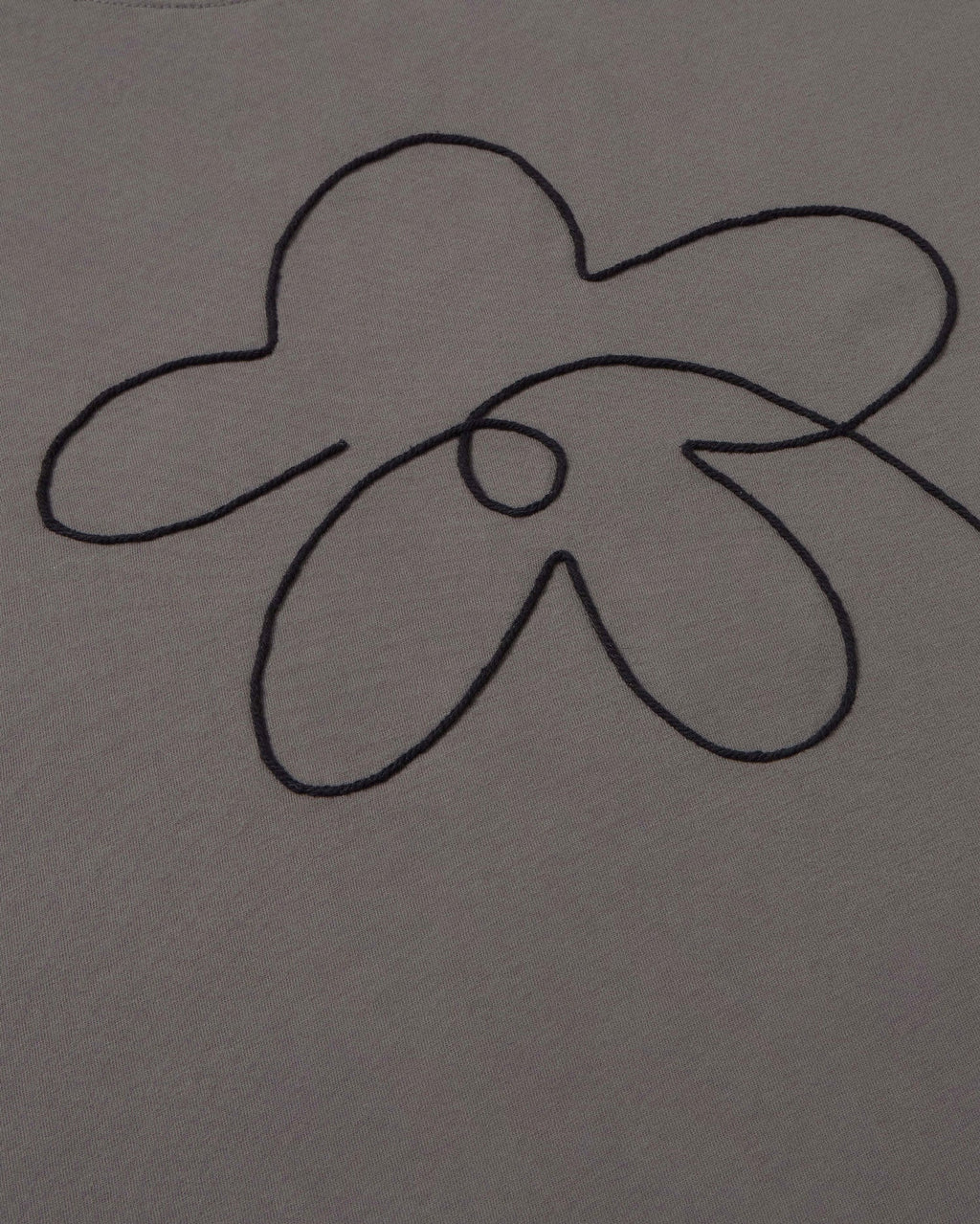 Handbesticktes T-Shirt Blume Aaron - Grau