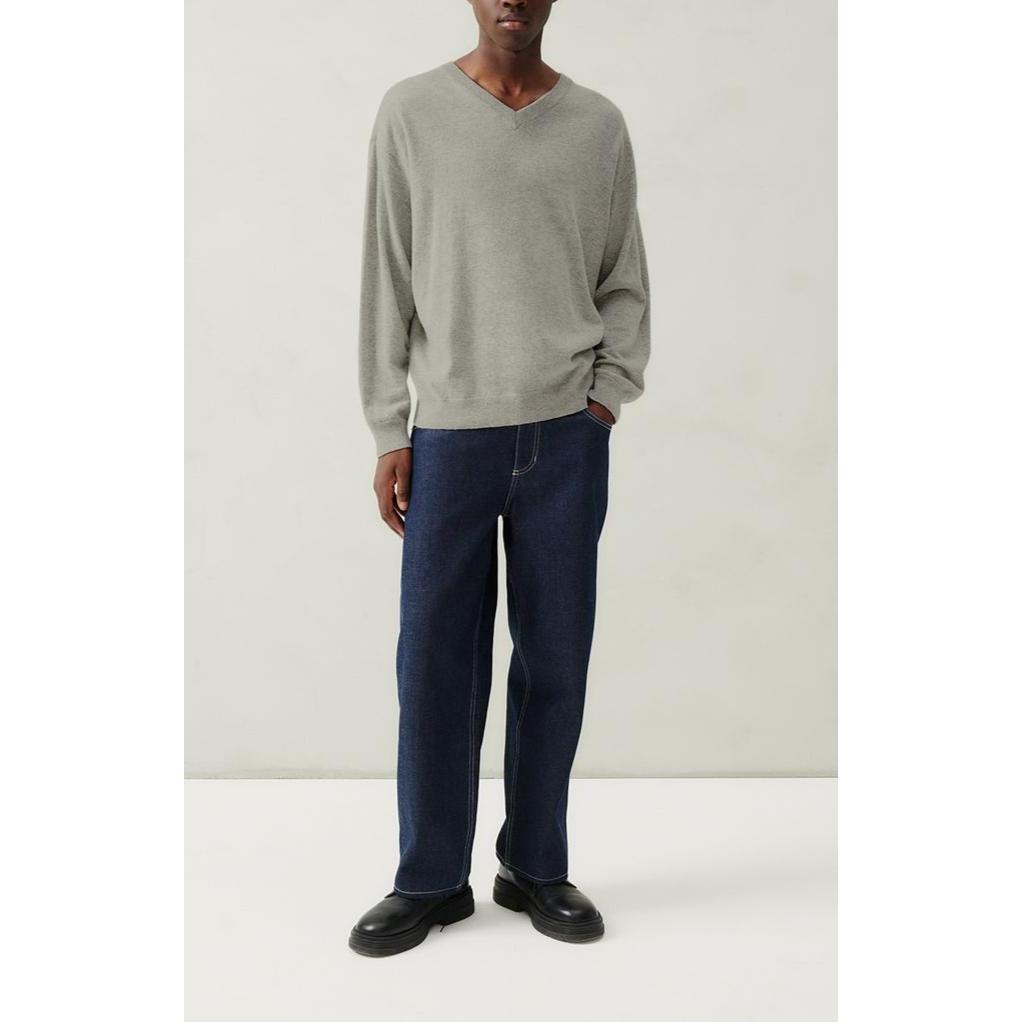 V-Neck Jumper - Light Grey Marl - Men