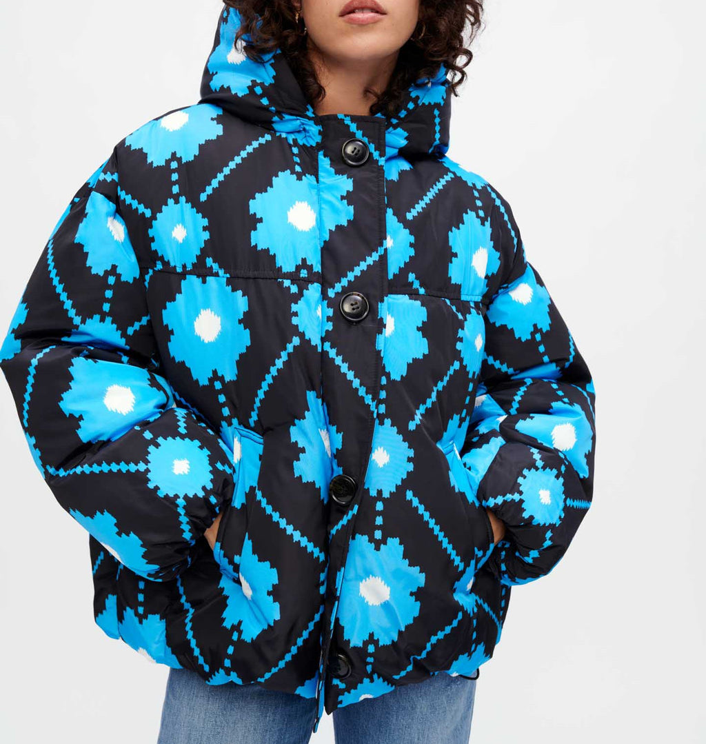Globule Puffer Jacket - Black and Blue
