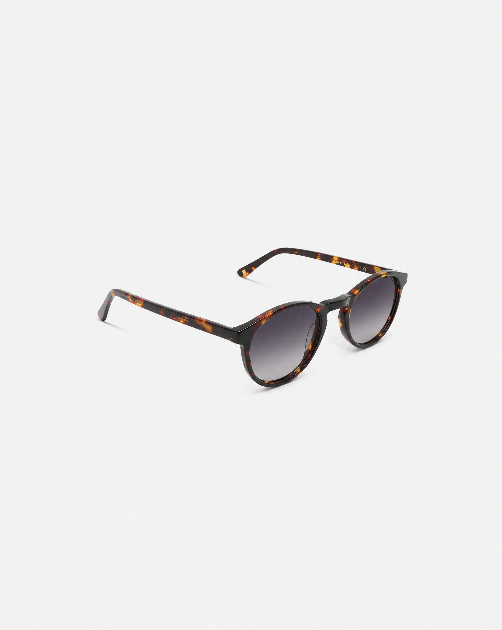 Gafas de sol Elie M Ecaille: montura pantos de acetato, vista de tres cuartos