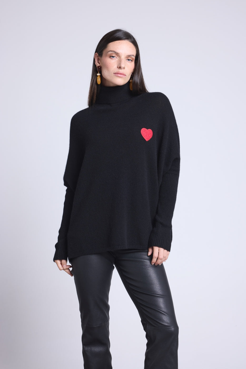 Pull Col Roule Coeur Poncho Naya - Noir Et Cœur Rouge - Femme