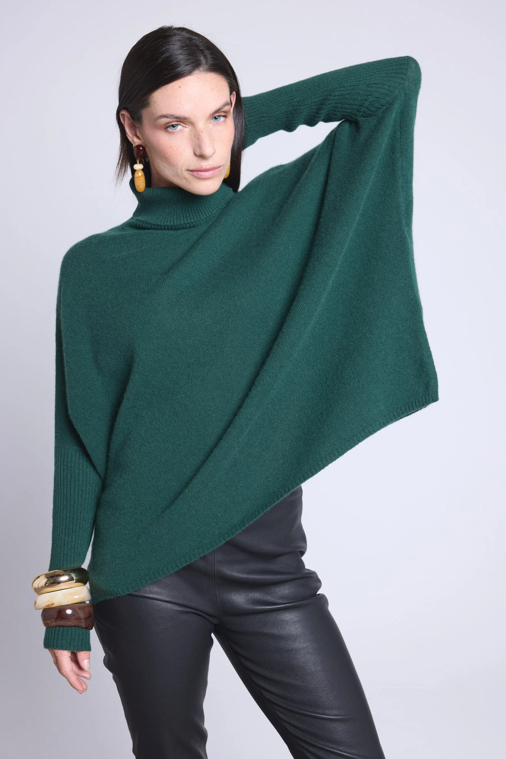 Jersey Cuello Vuelto Poncho Naya - Verde Botella - Mujer