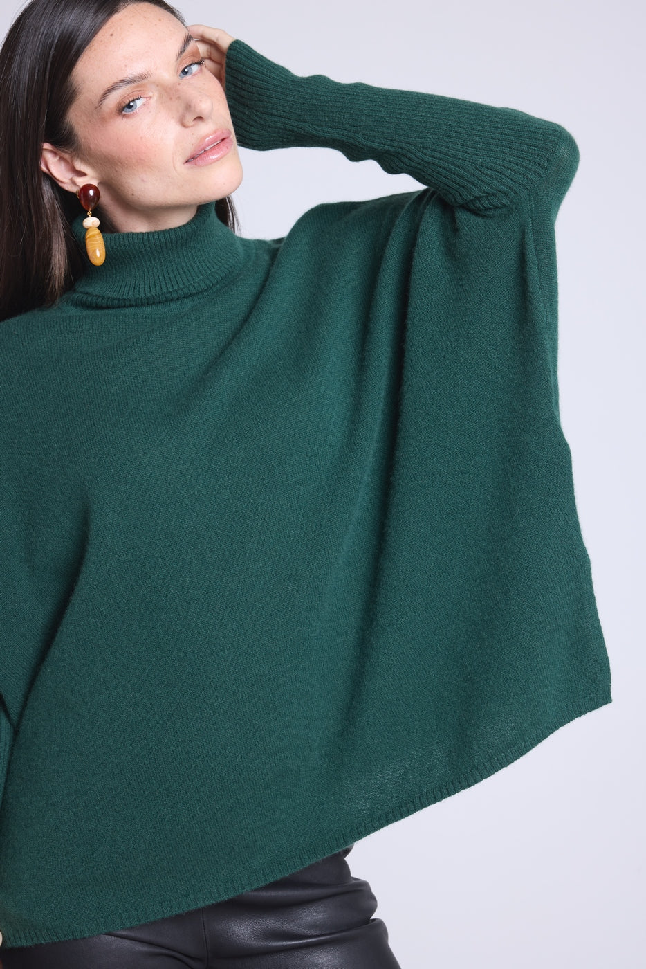 Jersey Cuello Vuelto Poncho Naya - Verde Botella - Mujer