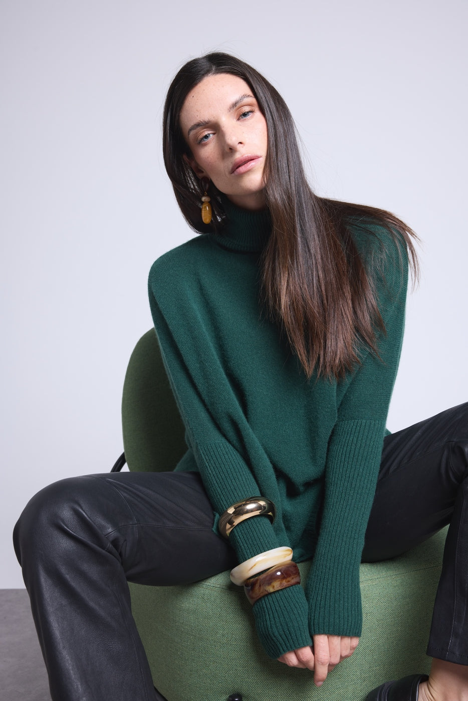 Jersey Cuello Vuelto Poncho Naya - Verde Botella - Mujer
