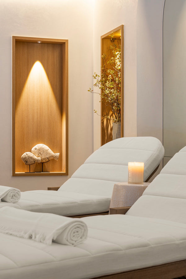 Black Door Spa Paris 8 - 30 Min Massage and 90 Min Spa Access (2 People)