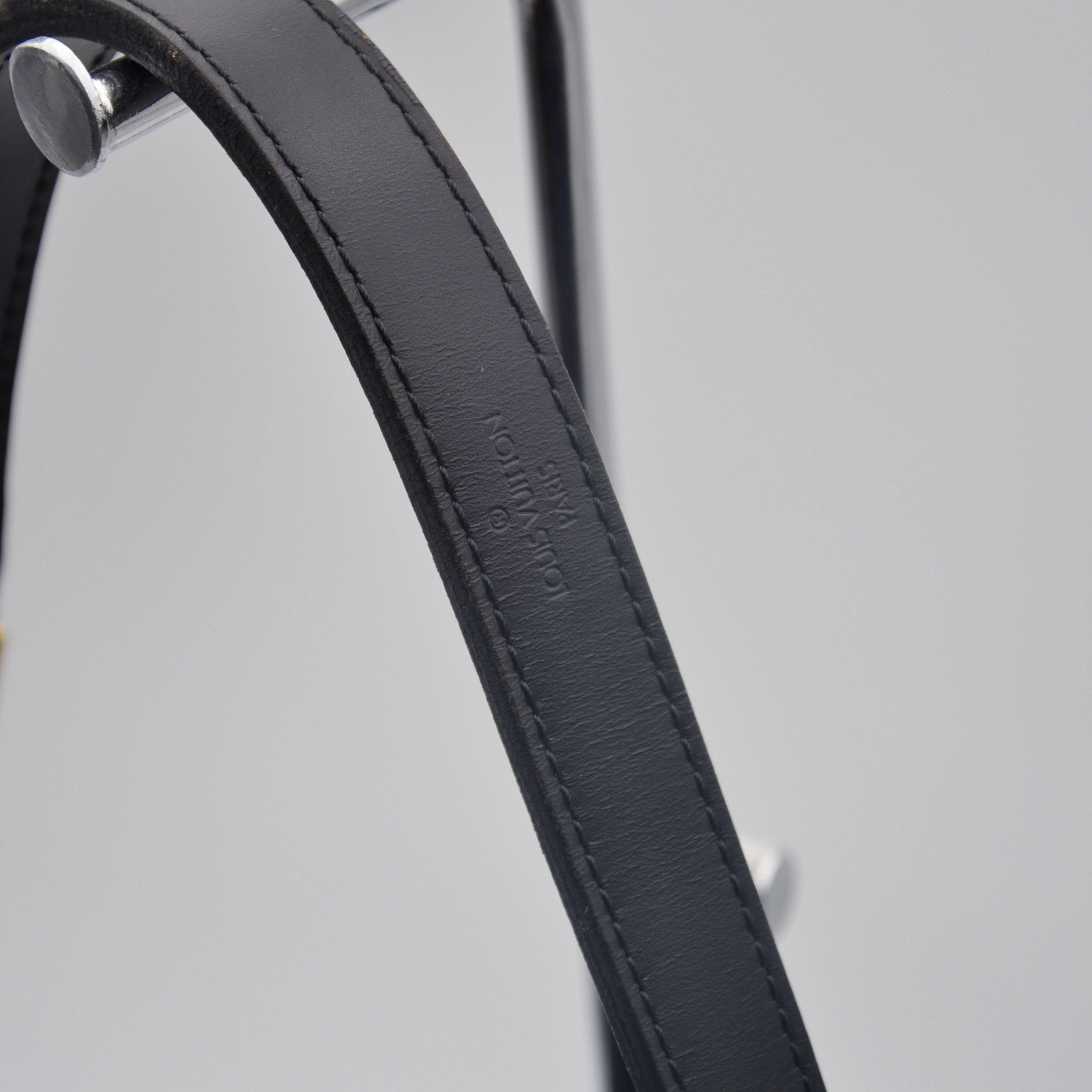 Louis Vuitton Noé Moyen Modèle Cuir Épi Noir