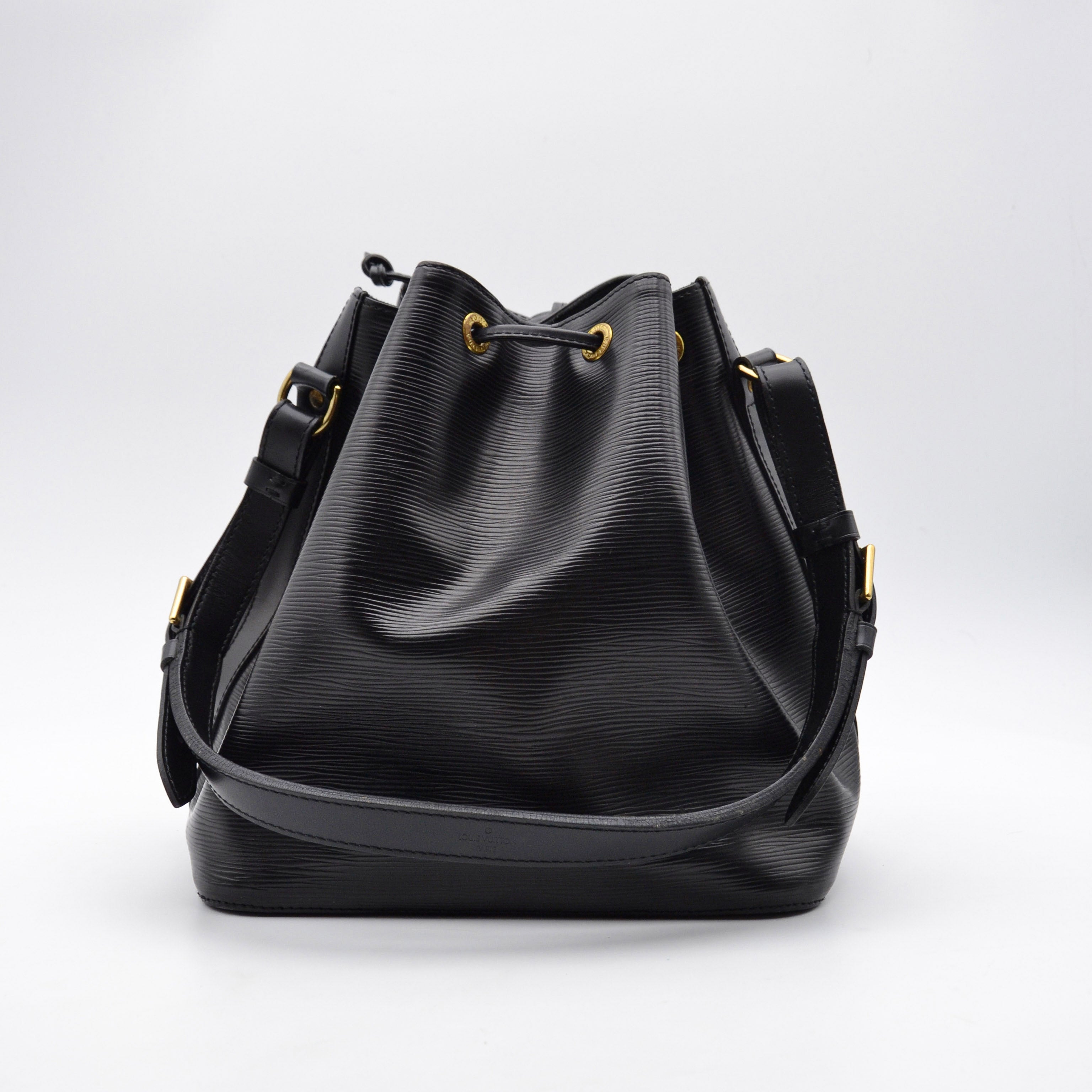 Louis Vuitton Noé Moyen Modèle Cuir Épi Noir