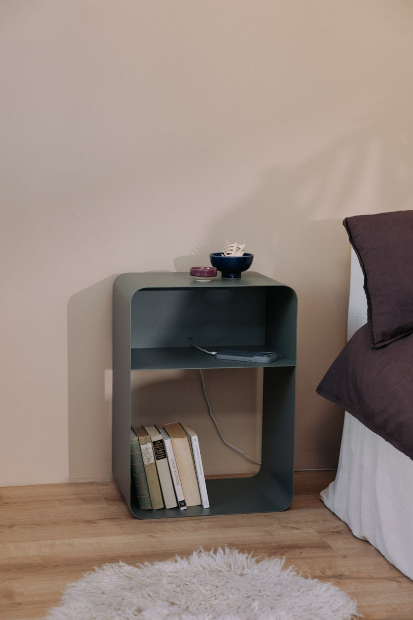 Stehender Nachttisch Damio en estilo minimalista, pulverbeschichtet y elegante für das Schlafzimmer.