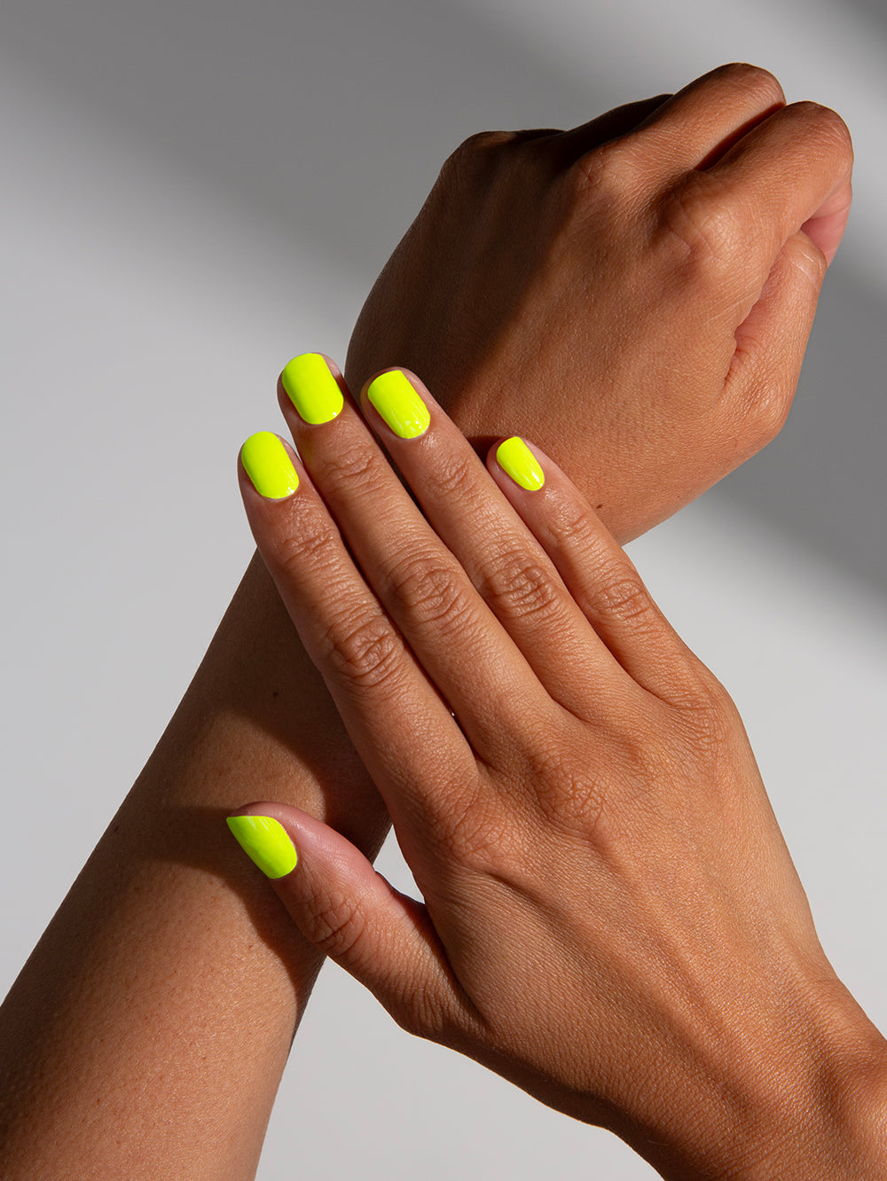 Amarillo Neón UV