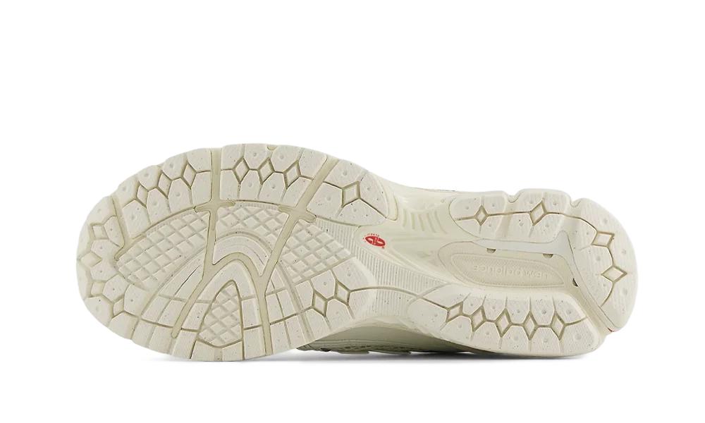 New Balance - 1906R Angora Sea Salt Shadow Red - Blanc