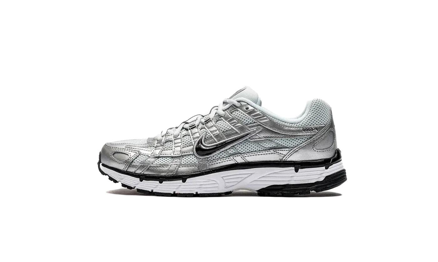 Nike - P-6000 Platinum Silver - Gris